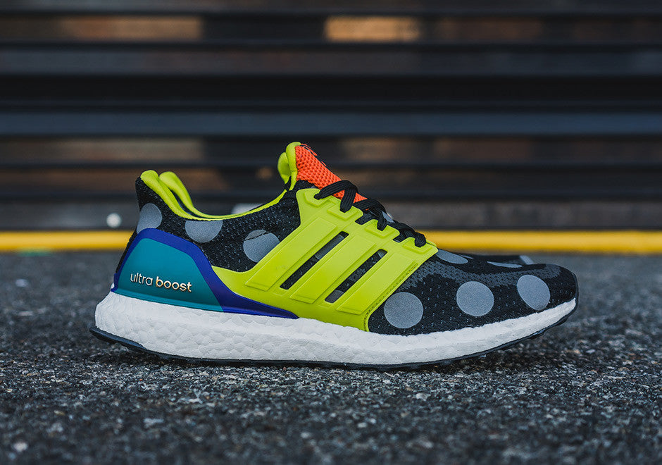 How To Lace Your Sneakers / Swap Your Shoe Laces : ADIDAS Ultra Boost KOLOR